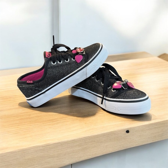 Keds Other - Keds Double Dutch Black Sparkle Heart Charm Sneakers - Girls Sz 11